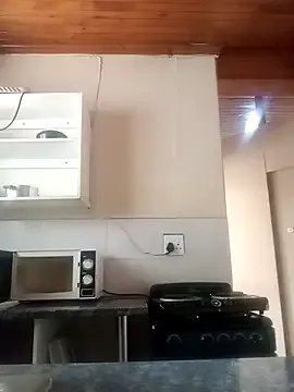 SexyBootie on StripChat