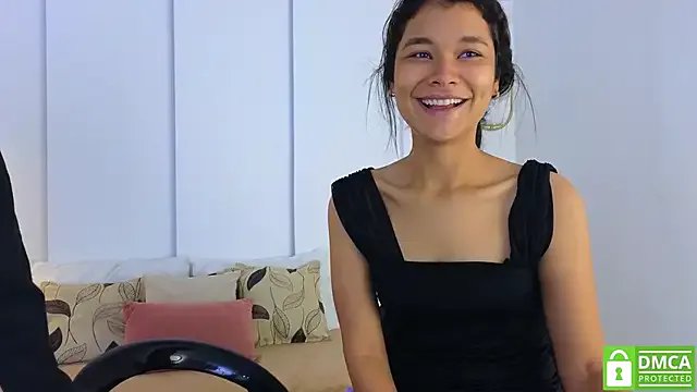 sexychanell_18 on StripChat