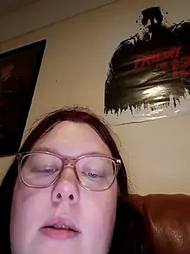 Sexycurvyemilyy on StripChat