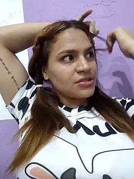 Freechat SexyFriends_ on StripChat