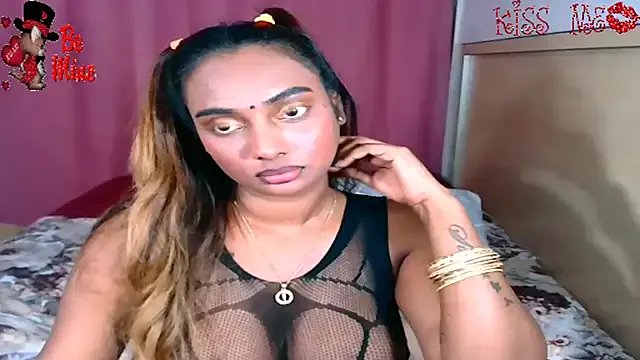 sexyindianchic on StripChat