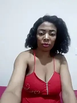 SEXYMOANSXX on StripChat