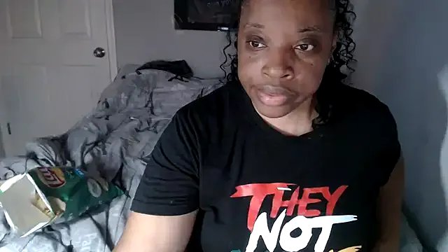 Sexymona1218 on StripChat