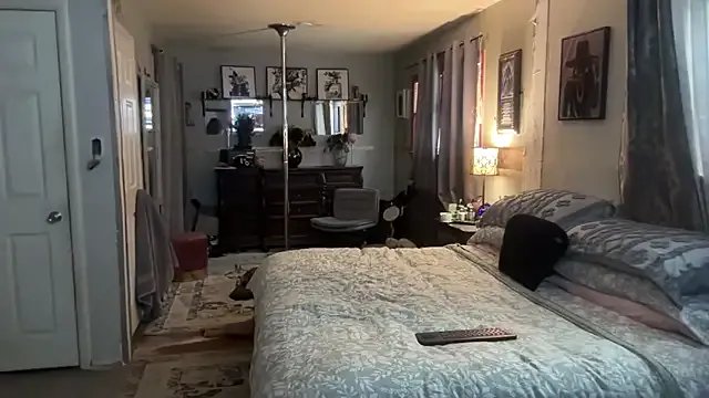 sexyred77713 — live sex in broadcast