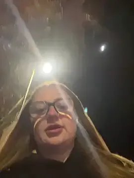 SexySashaxox — Play with pussy