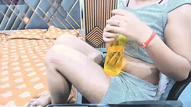 SexyTeenO — spread pussy lips