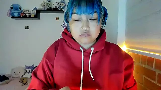 Shaddycute_ on StripChat