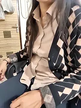 Shalu_G on StripChat