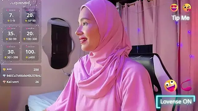 ShanaJamil on StripChat