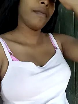 Shani_Izu on StripChat