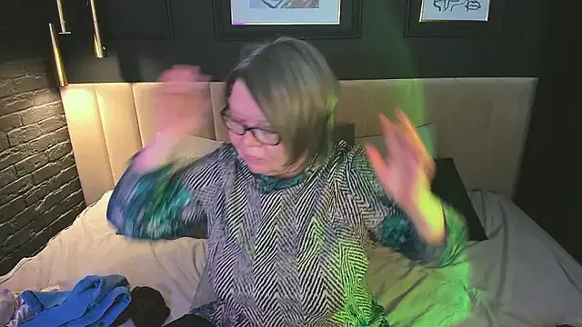 Shannonshine — Doggy style in panties/thong