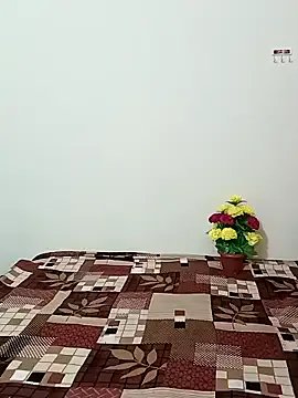 Shanu_Shah on StripChat