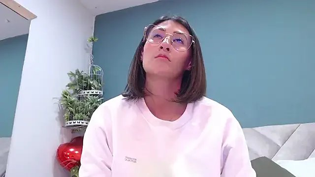 SharisWillian on StripChat