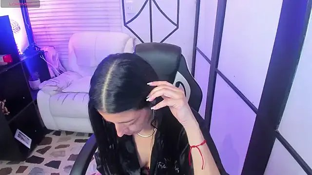 ShaunaDream on StripChat