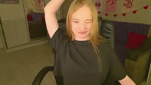 Shawty_Mia on StripChat