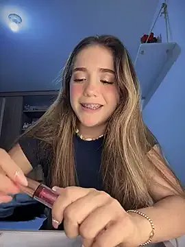 ShelbyHagen on StripChat