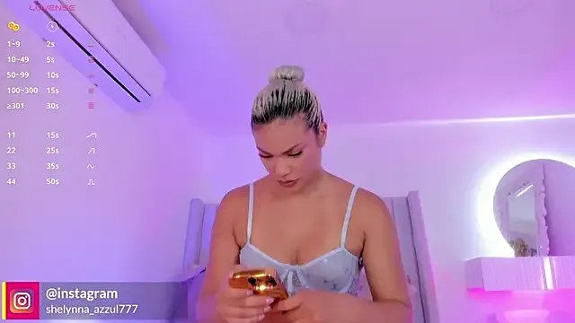 Shelynna_azzul on StripChat