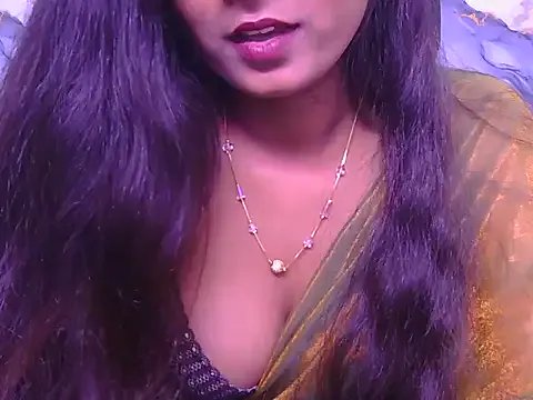 Freechat Shinykrishaa on StripChat