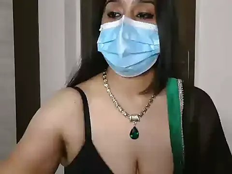 shy_saloni on StripChat