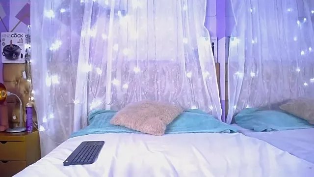 Freechat Sia_37 on StripChat