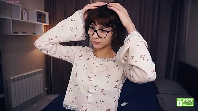 Freechat SibleyBurner on StripChat