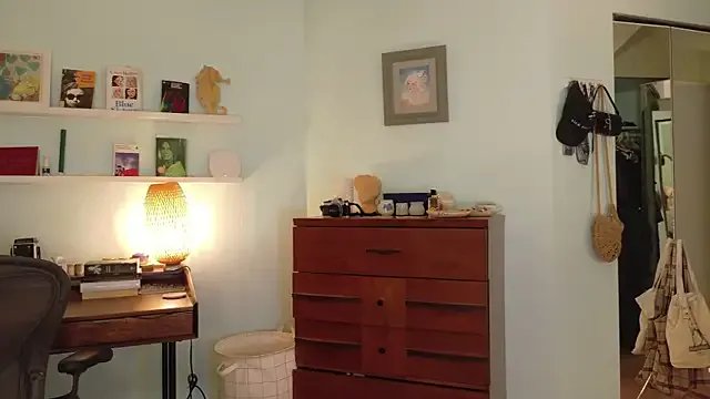 sicklitgirl on StripChat