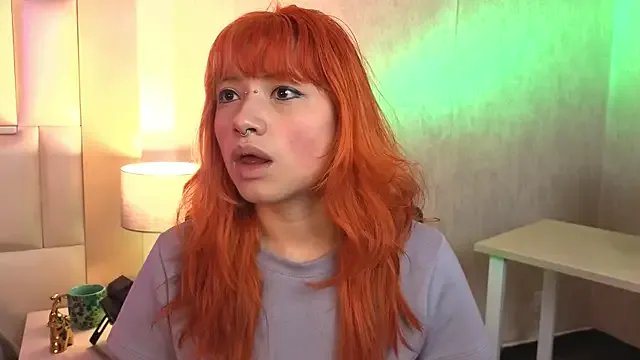 Sienna_Desiree on StripChat