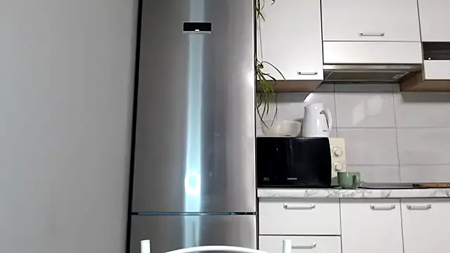 SierraSky_ on StripChat