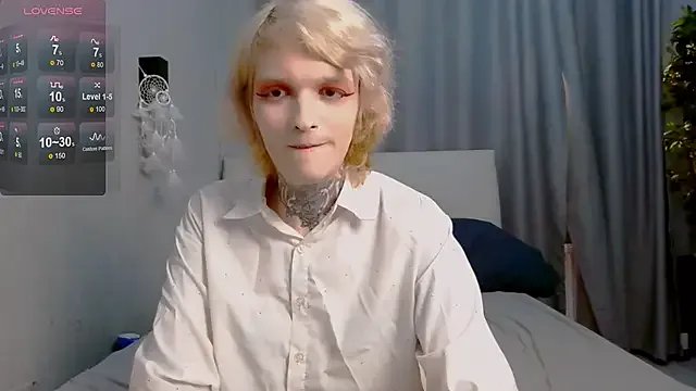 Simona_Rain on StripChat