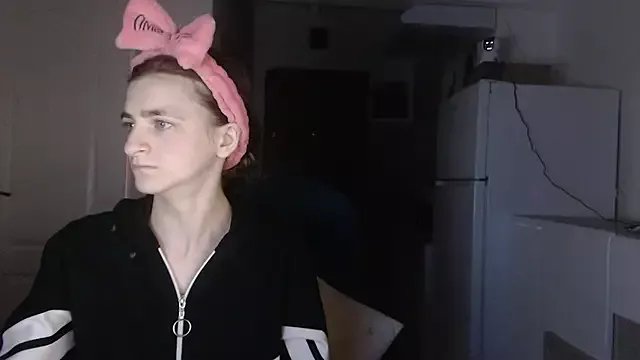 simyhvn on StripChat