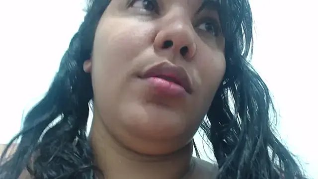 sinay024 on StripChat