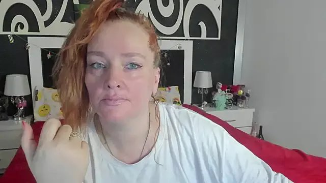 SinFulTitsDD on StripChat