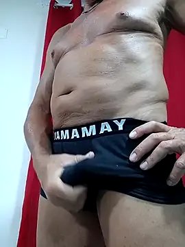 singolo_discreto on StripChat