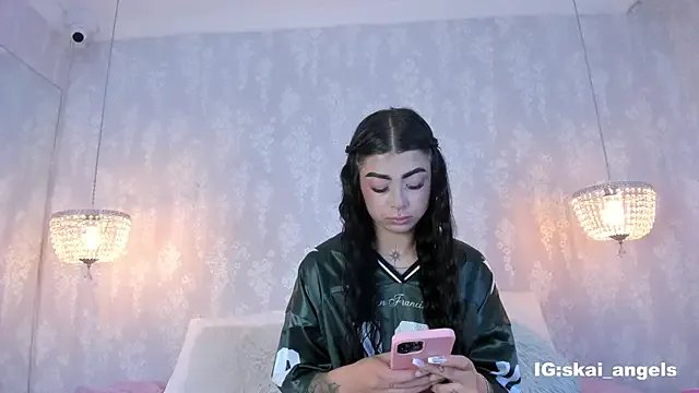skailyn_angels on StripChat