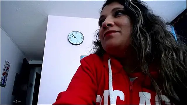 SKARLET_KOVA — SHAKE BOOBS