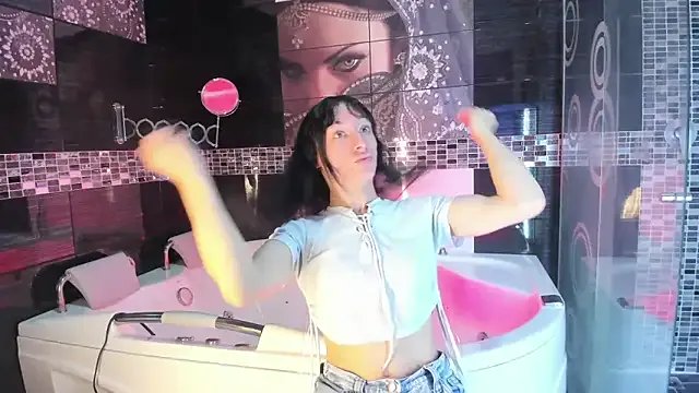 Small_Hot19 on StripChat