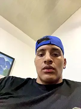 Freechat Smith_Fitness on StripChat