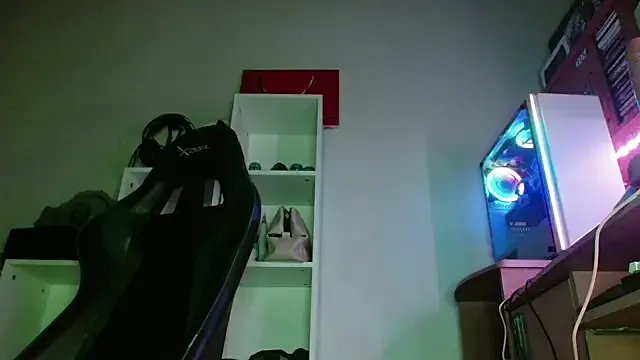 SmokyDee on StripChat