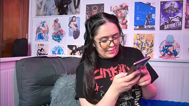 snowblack_ on StripChat