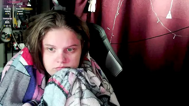 so_cute777 on StripChat