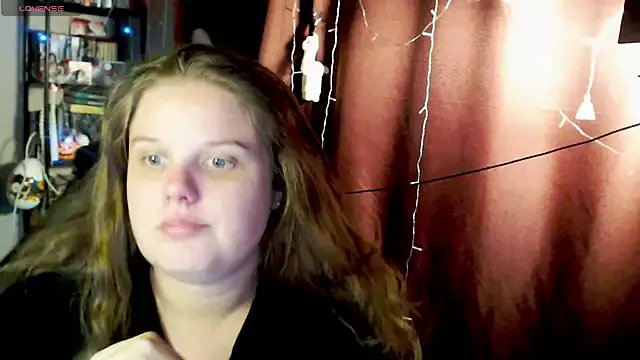 so_cute777 on StripChat