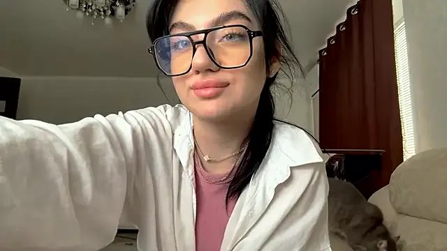 StripChat Soffiq is Freechat Soffiq — Blow a kiss