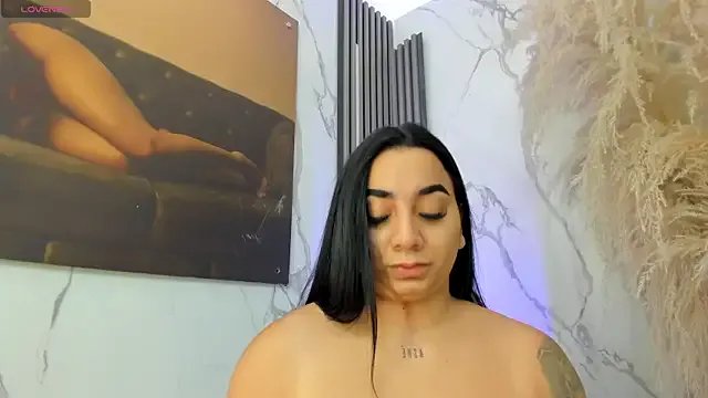 sofhiaa_adaams on StripChat