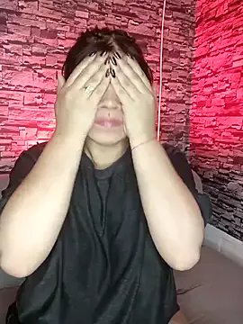 Freechat sofi_bronw on StripChat