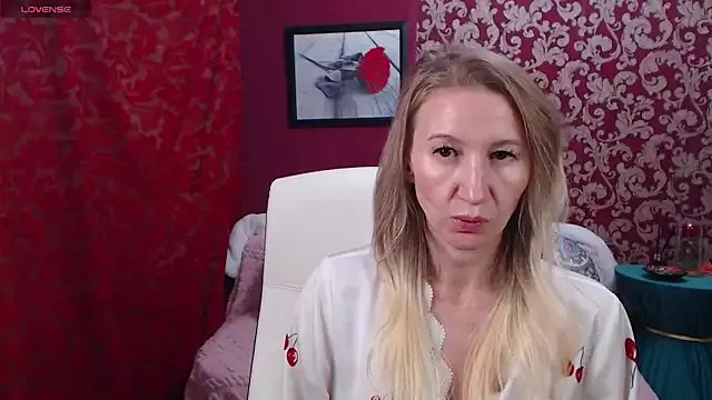 Sofia_Soul on StripChat