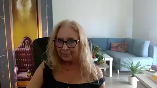sofia_xkiss on StripChat