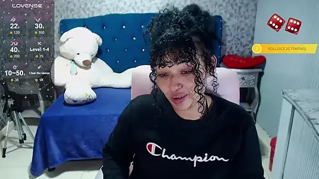 Sofiacowperx on StripChat