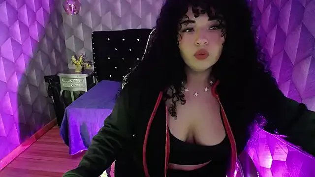 Sofiacowperx on StripChat