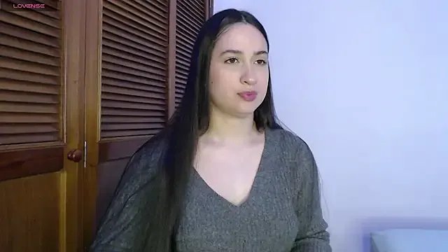 sofiaduque_26 on StripChat