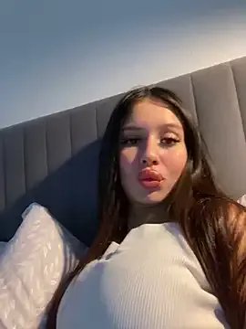 SofiaLaLight on StripChat